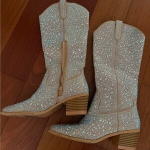 Diamond Stud Western Boots